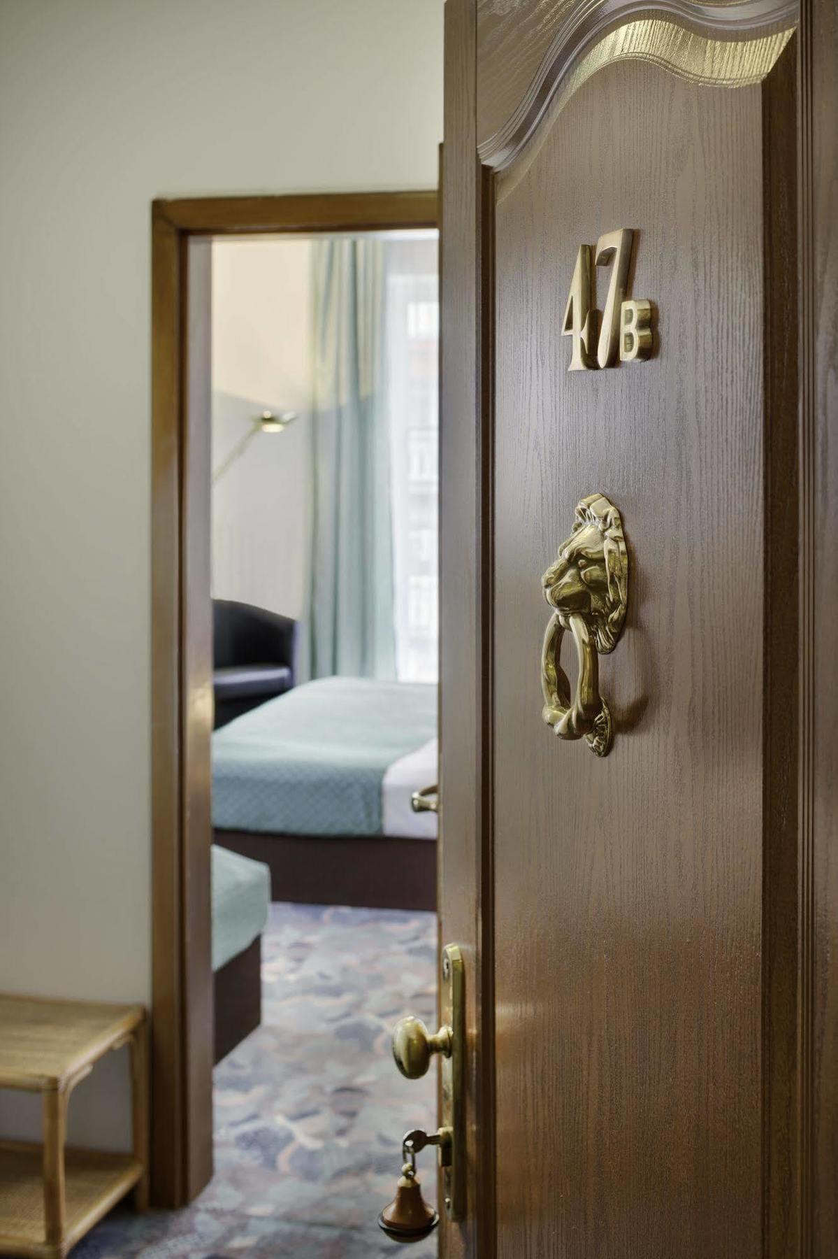 Hotel Otar Prag Eksteriør billede