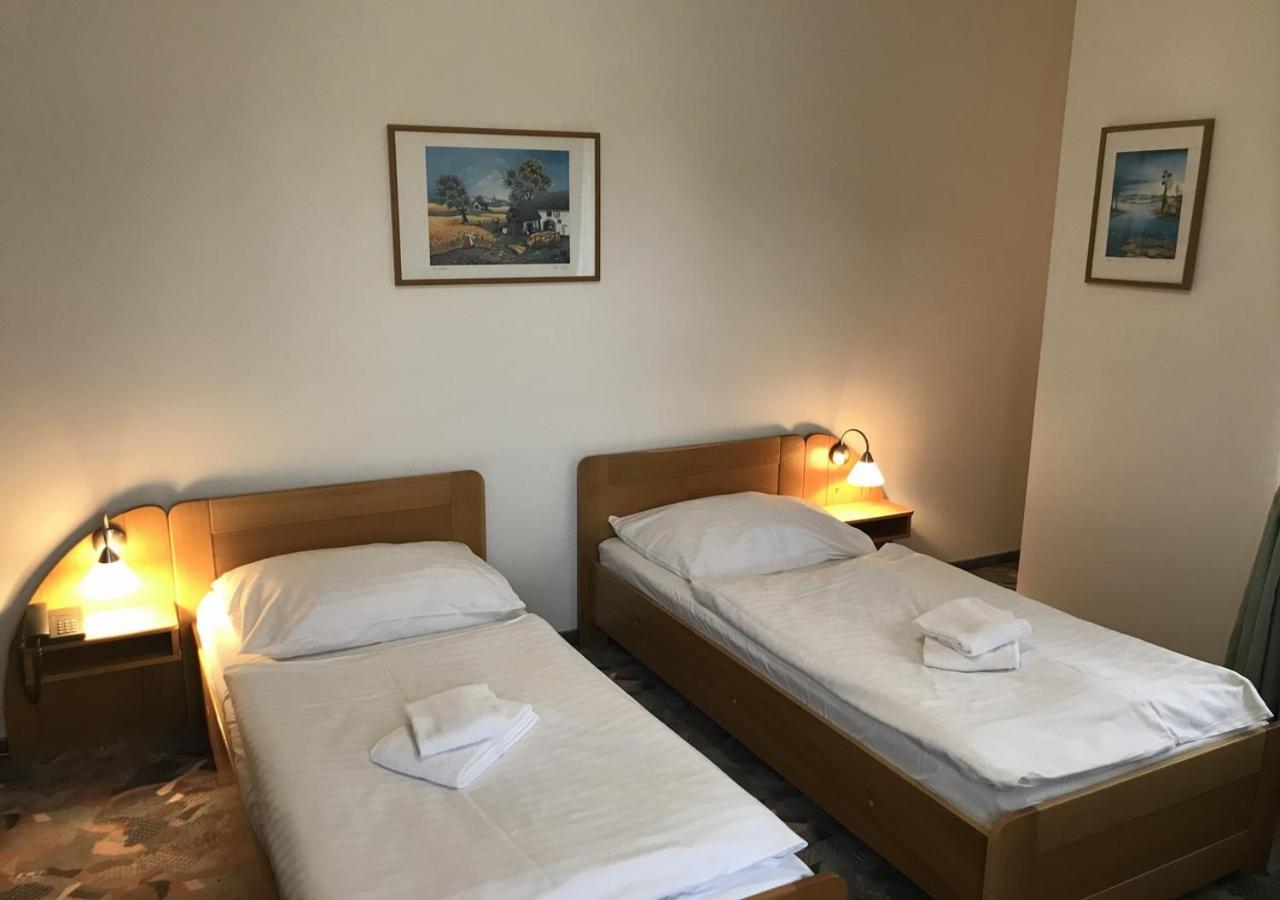 Hotel Otar Prag Eksteriør billede
